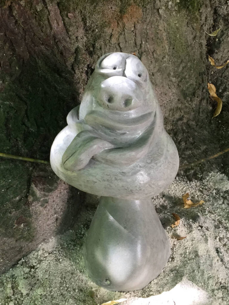 Pilzmännchen Skulptur