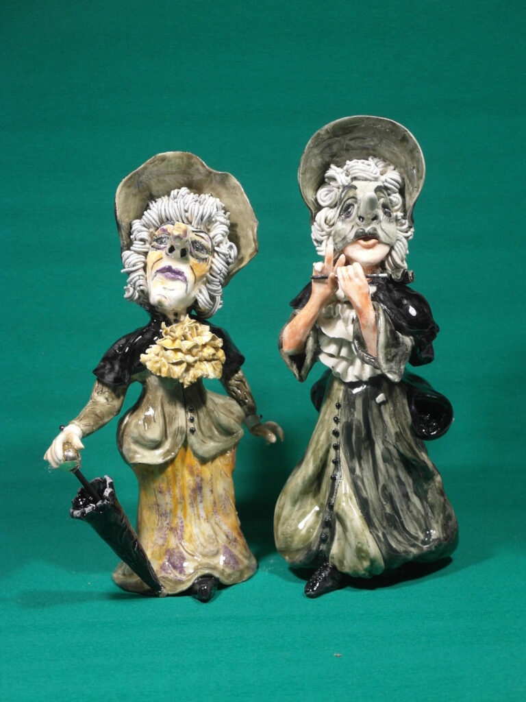 Fasnachtsfigur Alti Dante zu zweit