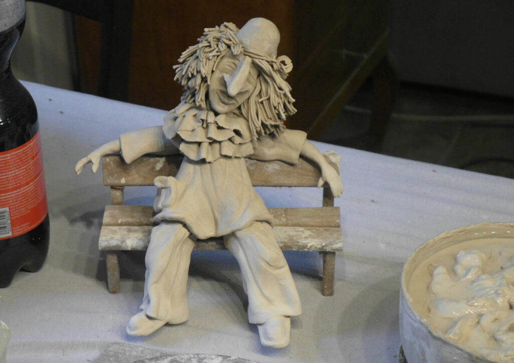 Basler Fasnachtsfigur Pierrot geschafft